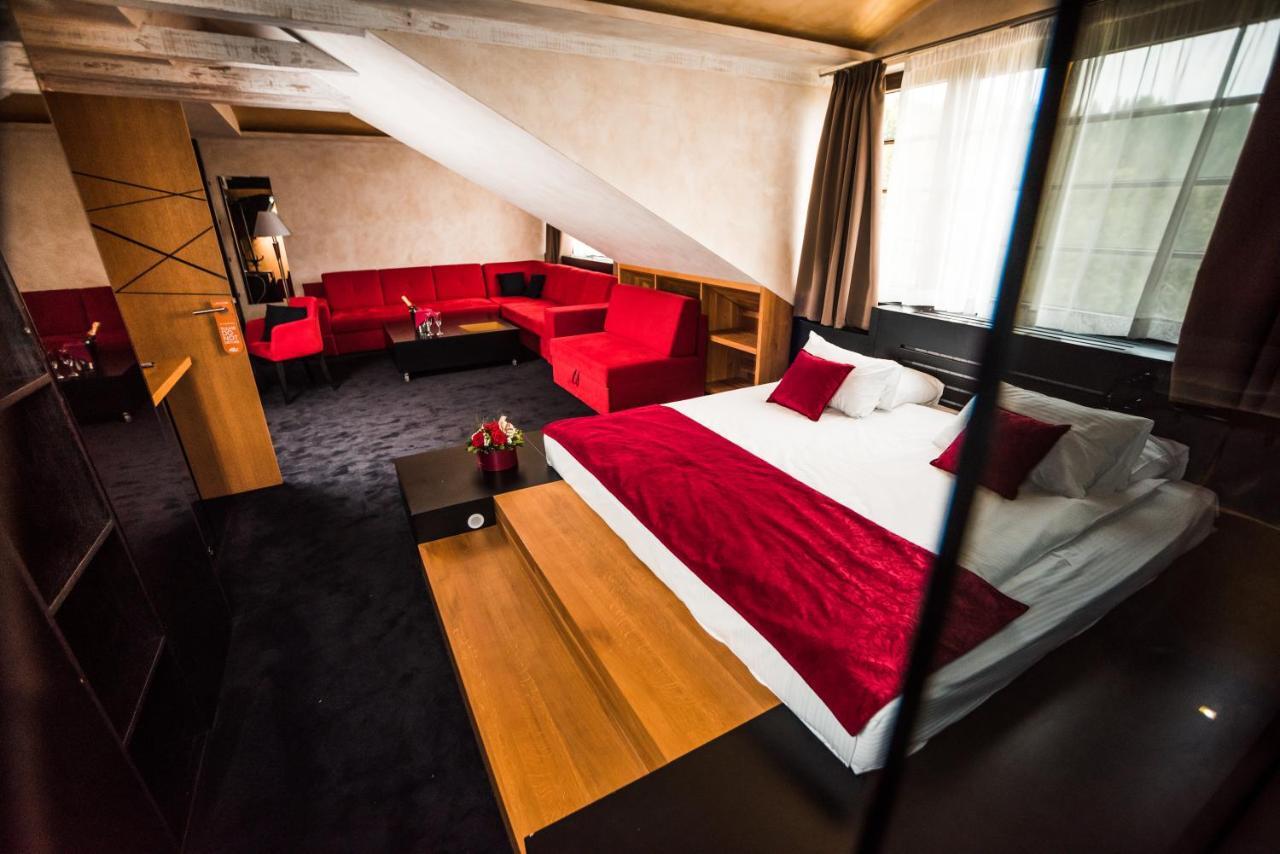Hotel Lavina Jahorina Bagian luar foto